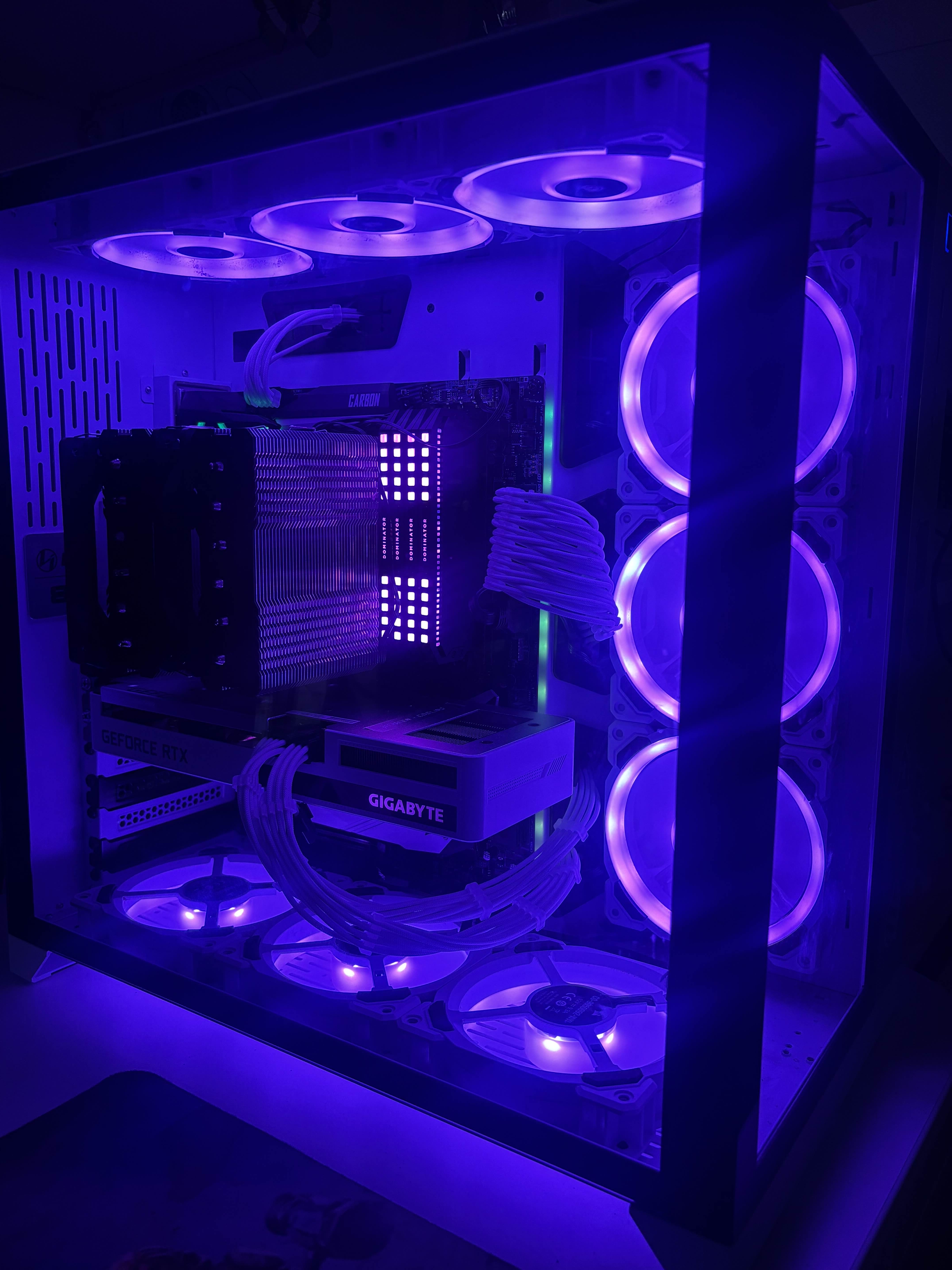 ATX-build med AIO-køling